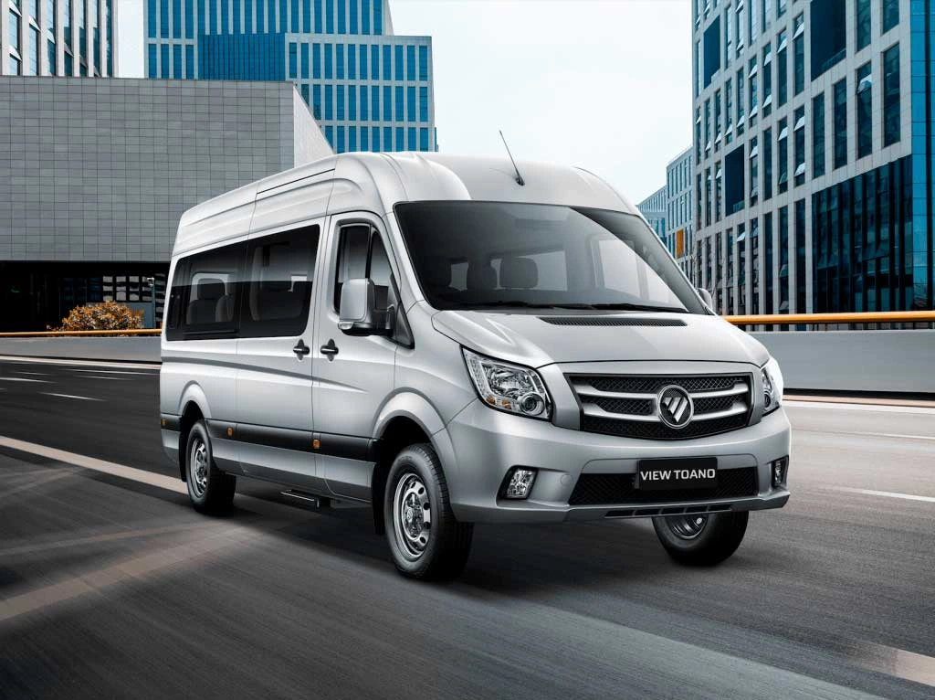 Tempo Traveller & Driver